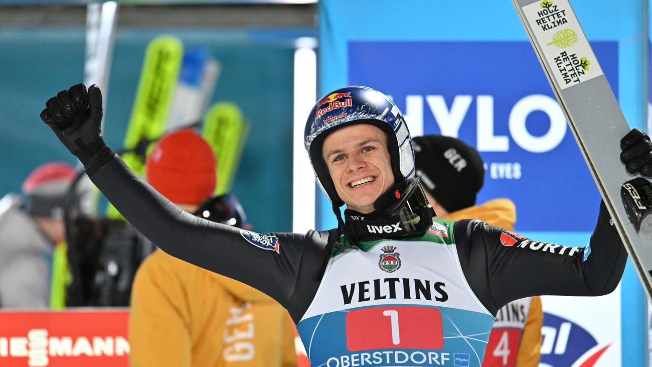 Oberstdorf Andreas Wellinger remporte la compétition d'ouverture du