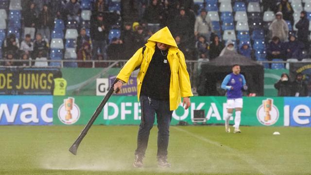 DFB-Pokal: Pokalspiel in Saarbrücken wegen unbespielbarem Platz abgesagt