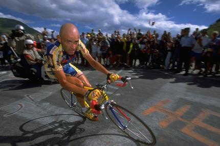 Unterwegs nach Alpe d'Huez: Bis heute ist Pantanis' Fahrt aus dem Sommer 1997 die schnelleste aller Zeiten.