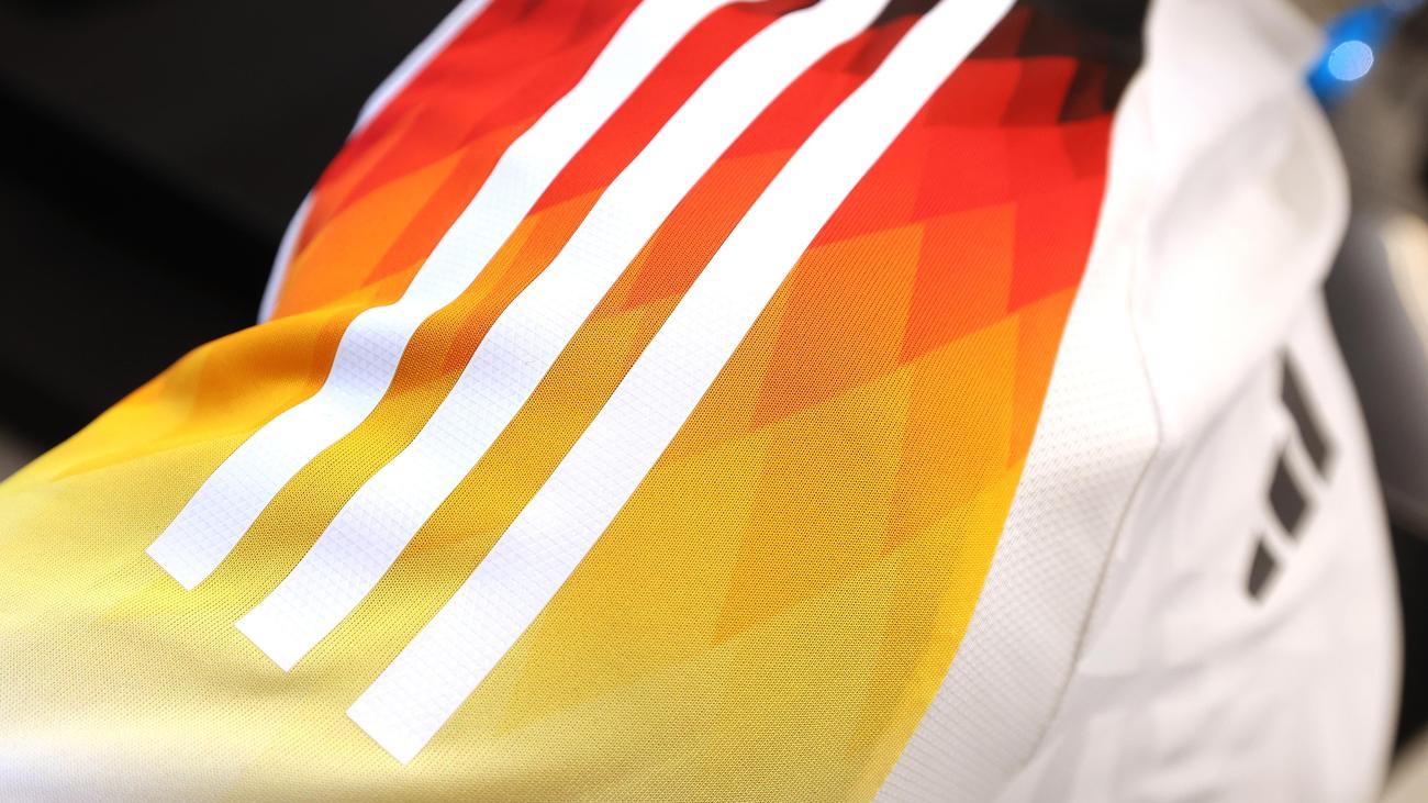 Maillot DFB : Adidas et DFB arrêtent la vente du maillot numéro 44