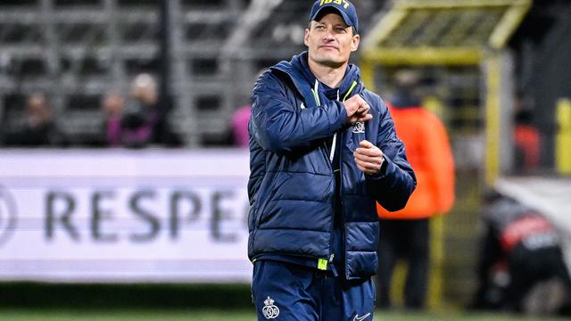 Fußballbundesliga: Blessin wird neuer Trainer des FC St. Pauli