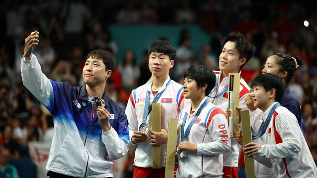 Olympia: Nord- und südkoreanischen Sportler zeigen sich auf gemeinsamen Selfie