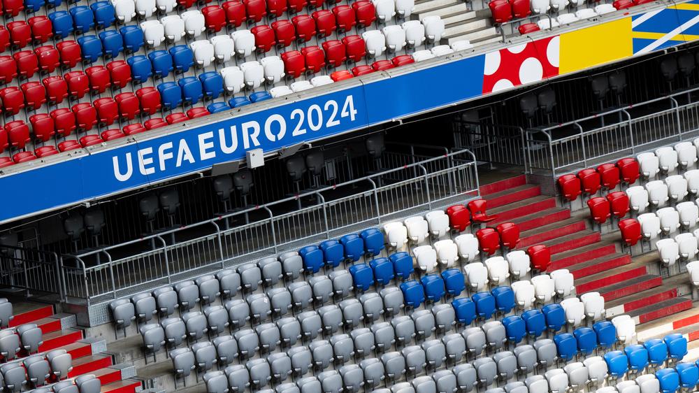 EM tickets in online shops: Shortly before the quarter-final between Germany and Spain, some fans are tempted to buy an overpriced ticket online.