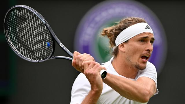 Grand-Slam-Turnier: Alexander Zverev zieht souverän in Runde zwei von Wimbledon ein