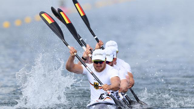 Olympische Spiele: Deutscher Kajak-Vierer der Männer holt Olympia-Gold