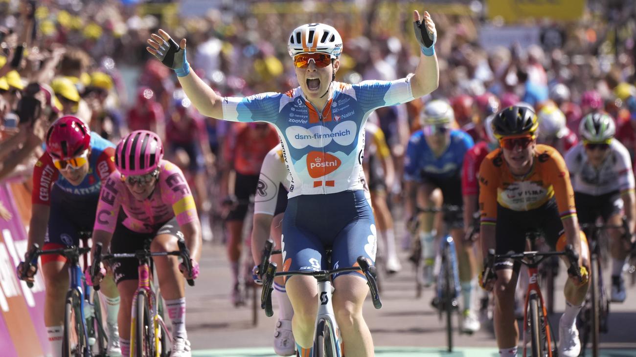 Cyclisme : la Néerlandaise Kool remporte la première étape du Tour de France