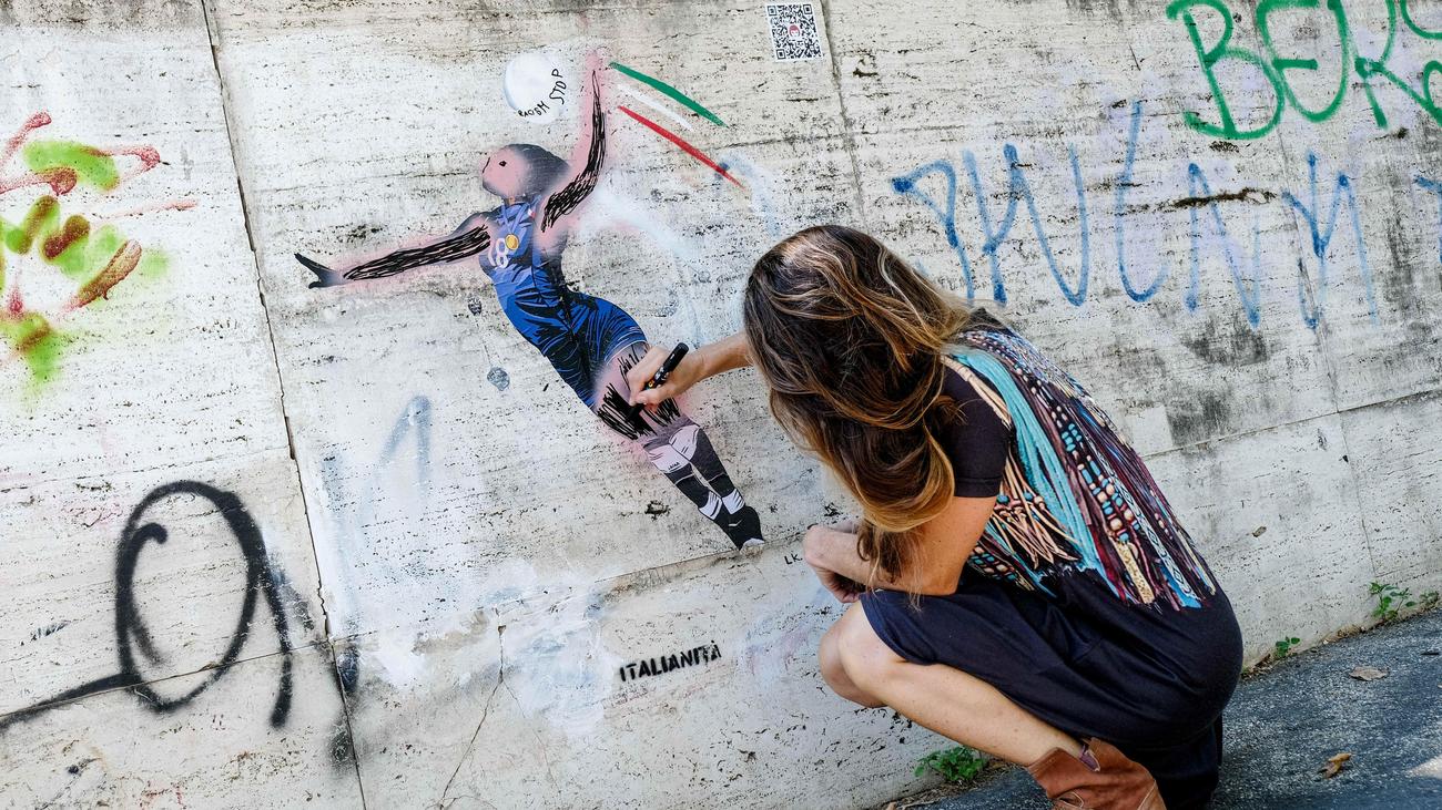 Italia: un murale razzista raffigurante un giocatore d’oro della pallavolo italiana