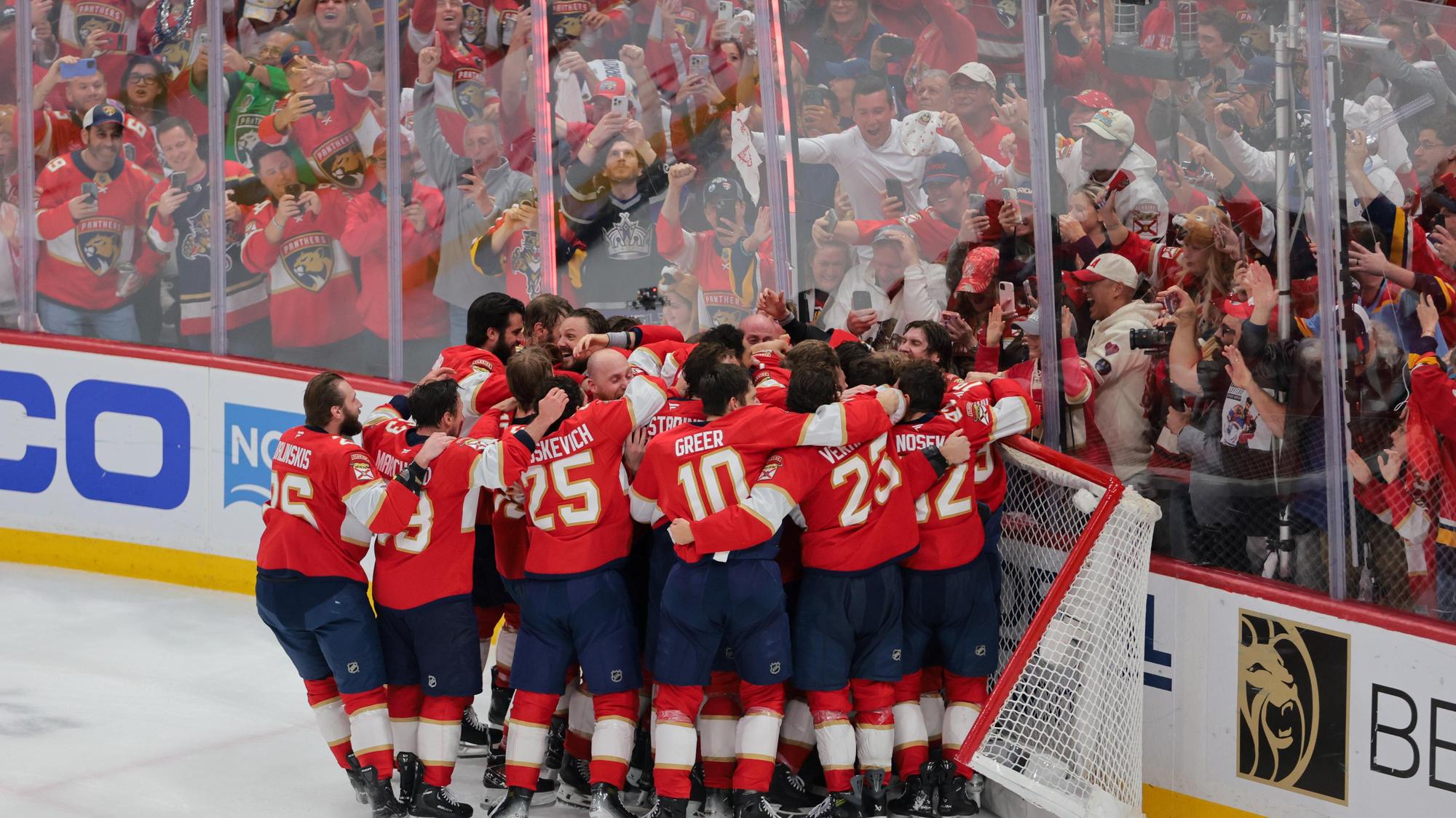 NHL: Florida Panthers, campioni pentru al doilea an consecutiv