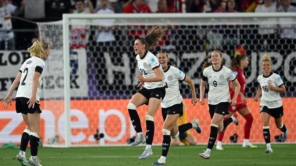 Fußball-EM: Jule Brand hat zum 1:0 für Deutschland getroffen.