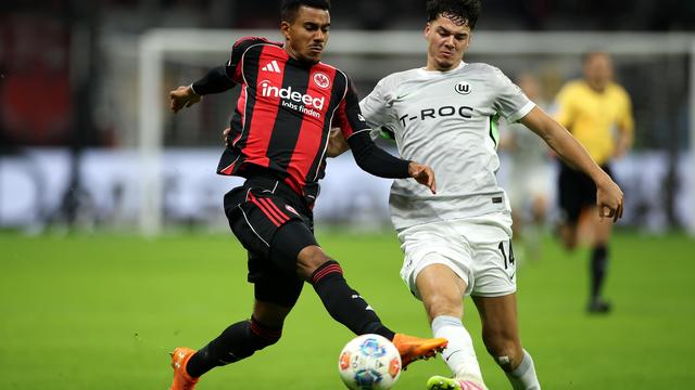 Bundesliga, 12. Spieltag – Sonntag: HSV gewinnt kurz vor Schluss gegen VfB Stuttgart, Remis in Frankfurt