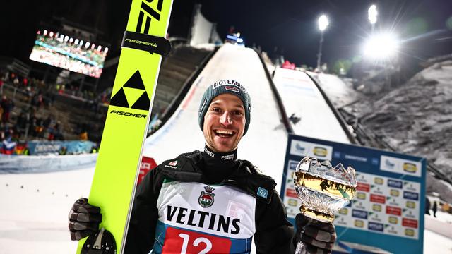 Vierschanzentournee: Felix Hoffmann erreicht nachträglich Platz drei beim Auftaktspringen