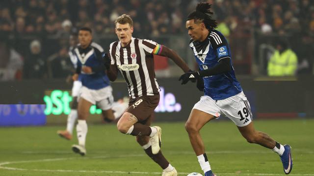 Fußball-Bundesliga, 19. Spieltag – Freitag: Derby zwischen St. Pauli und HSV endet unentschieden
