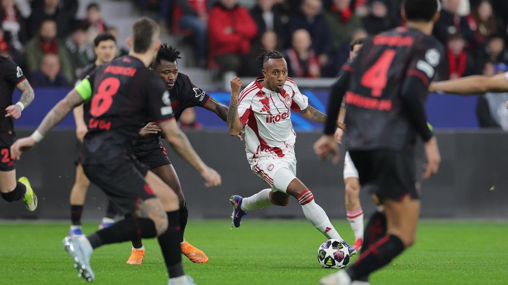  Leverkusen steht nach dem Unentschieden gegen Piräus im Achtelfinale.