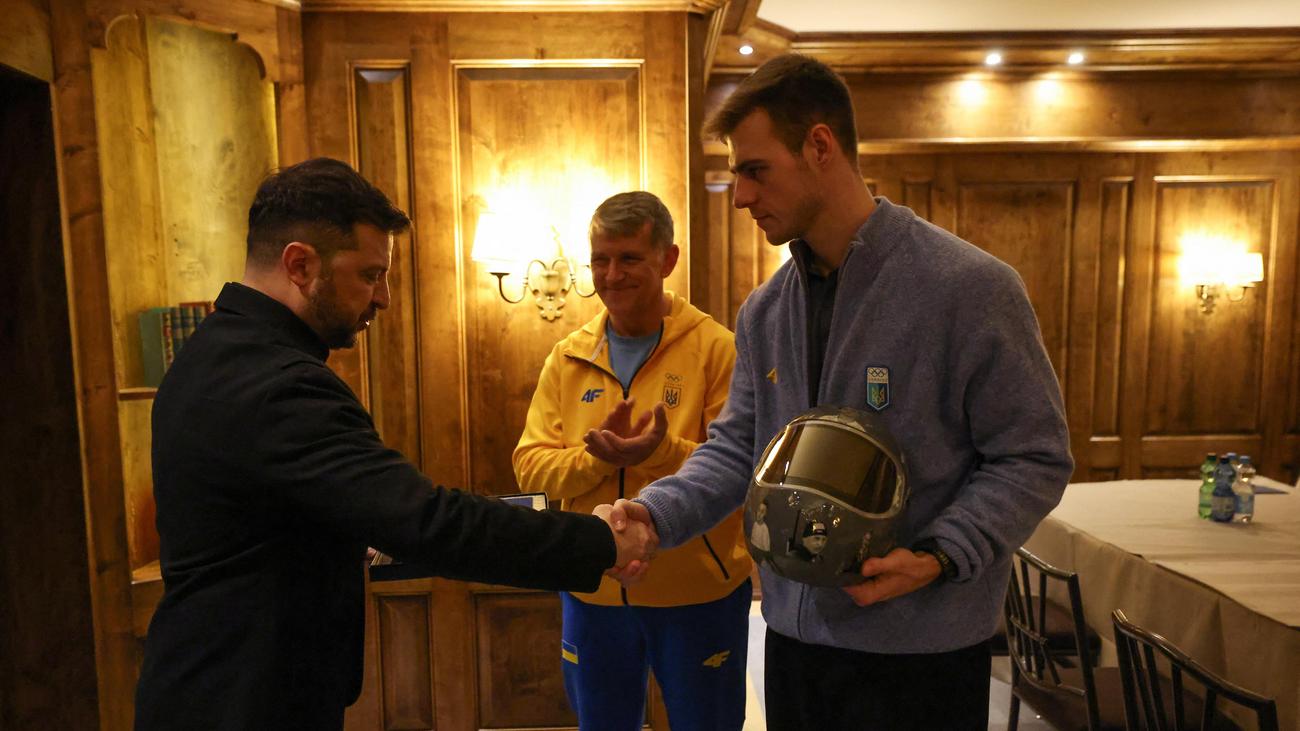 Ausschluss von Olympischen Winterspielen: Selenskyj ehrt Skeletoni Heraskewytsch mit Staatsorden