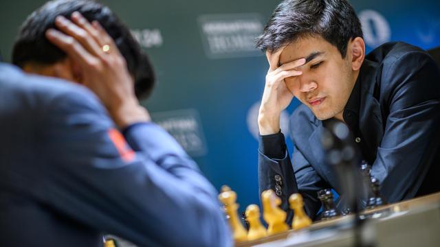 Javokhir Sindarov: Sindarov gewinnt Kandidatenurnier vorzeitig