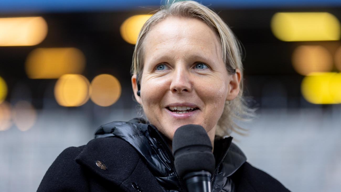 DFB Tests US-Style Live Microphones for Women’s Football Coaches