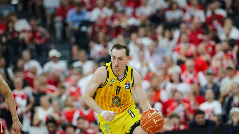 Alba Berlin Meister Basketball-Bundesliga Bayern München