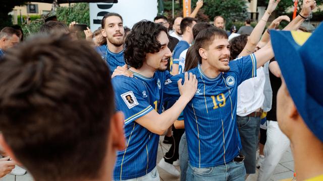 Bosnien bei der Fußball-WM: In Bosnien singt man keinen Hymnen, sondern Liebeslieder