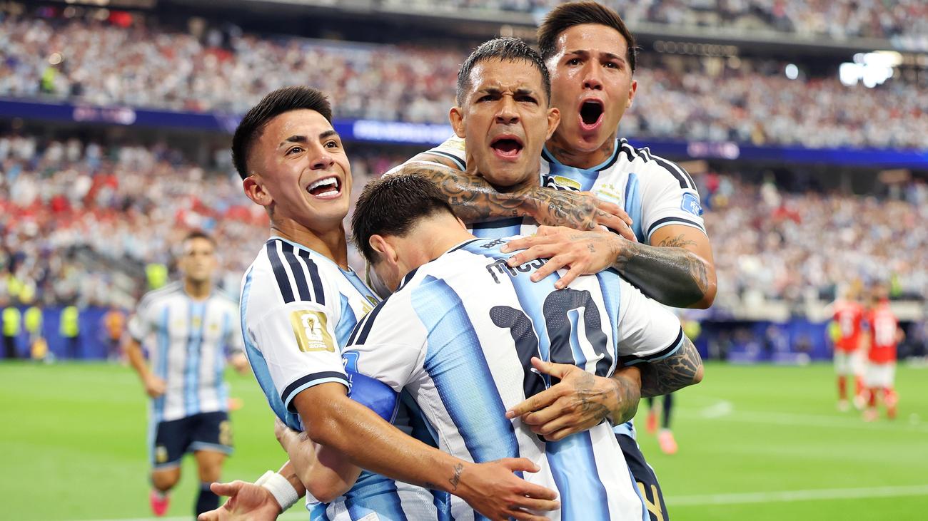 Fußball-WM, Gruppe J: Argentinien steht nach Sieg gegen Österreich in der K.o.-Runde