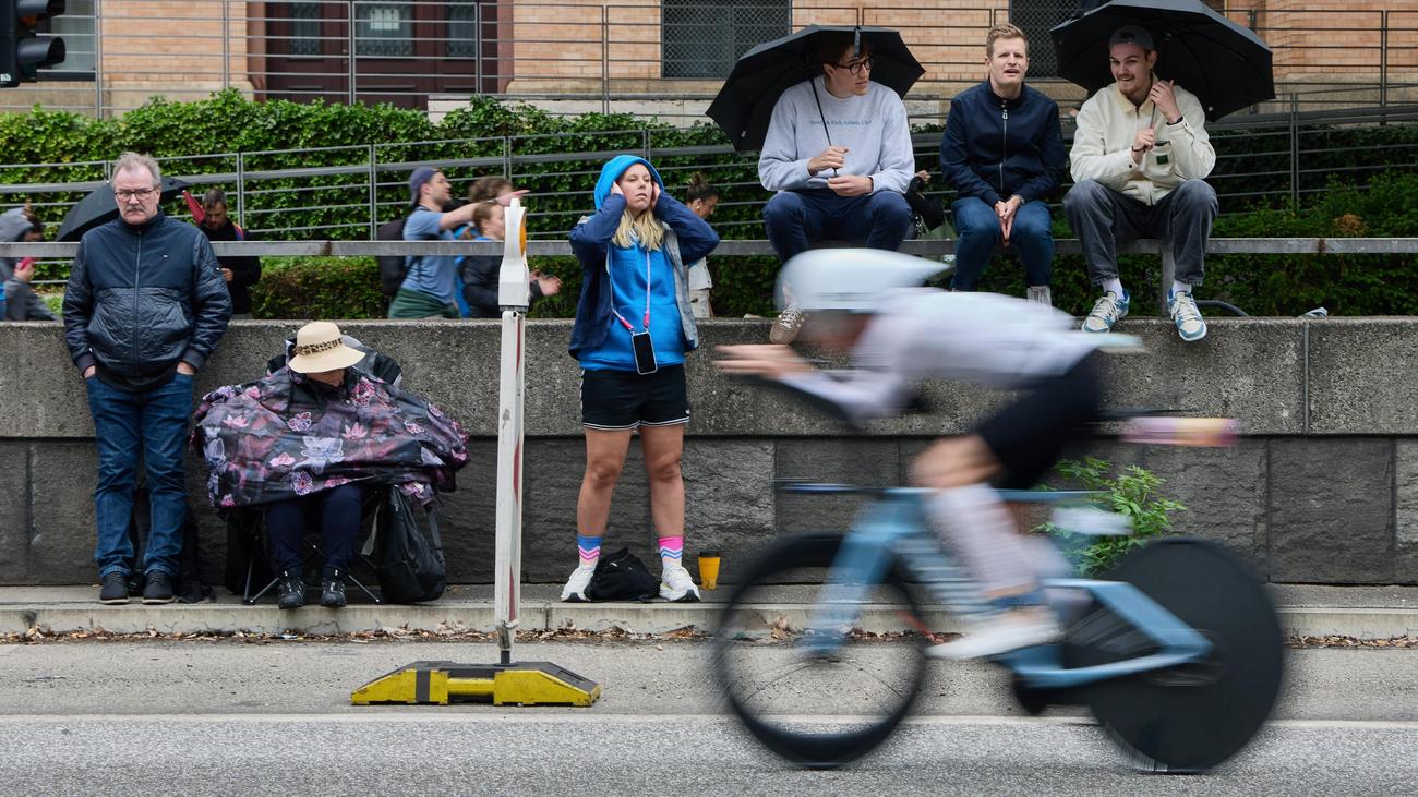Triathlon in Hamburg: Metallsplitter stoppen zahlreiche Radfahrer beim Ironman in Hamburg