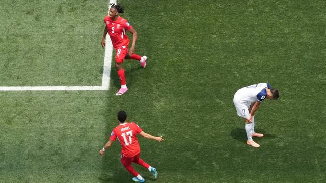 Fußball-WM 2026: Schweiz startet mit Freiburgs Mazambi und Ex-Augsburger Vargas