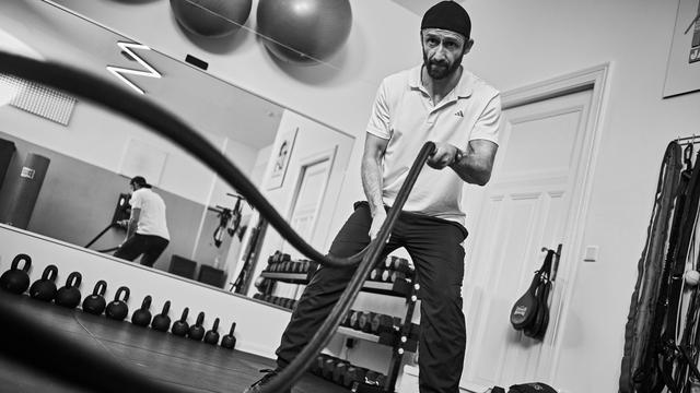 Our Personal Trainer: The Alternating Stroke with a Rope
