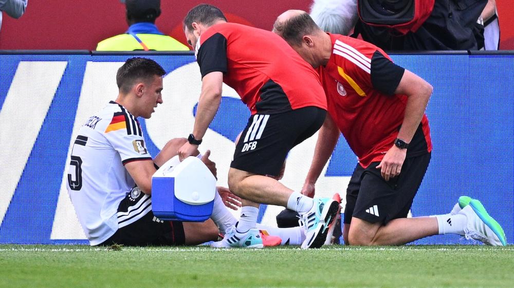 Fußball-WM 2026: Die Verletzung im Spiel gegen die Elfenbeinküste bedeutet für Innenverteidiger Nico Schlotterbeck das Tunieraus.