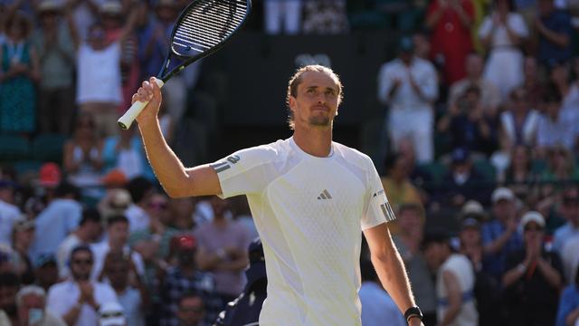Alexander Zverev: Zverev sieht nach Einzug in dritte Runde Chance auf Wimbledon-Erfolg