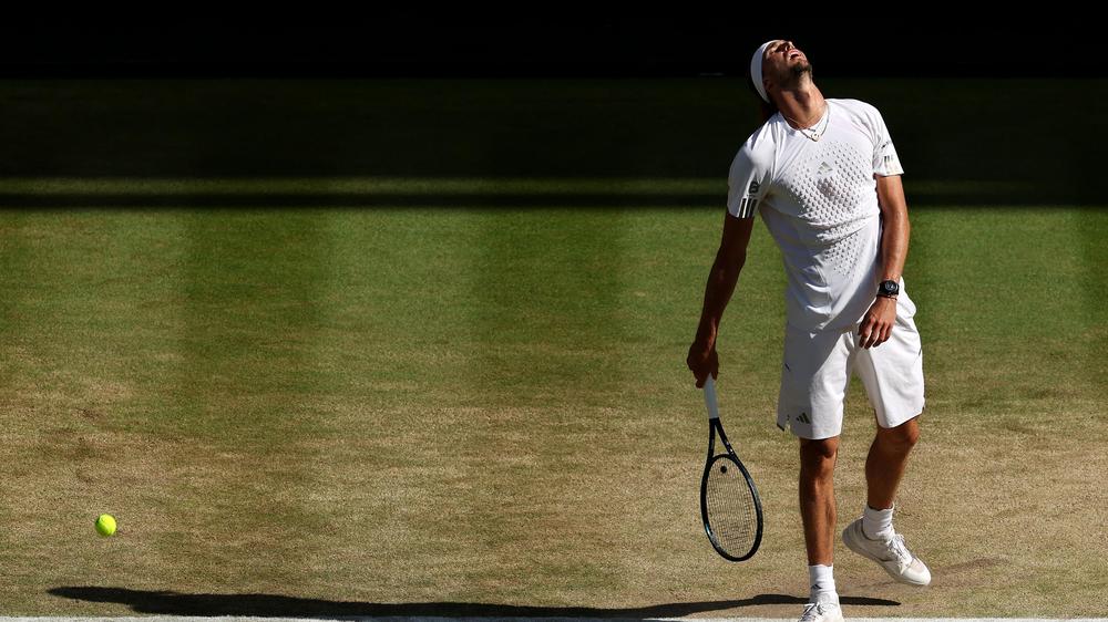 Wimbledon-Finale: Kein zweiter Grand Slam-Titel: Alexander Zverev verlor in Wimbledon trotz einer frühen Führung das Finale gegen den Italiener Jannik Sinner.