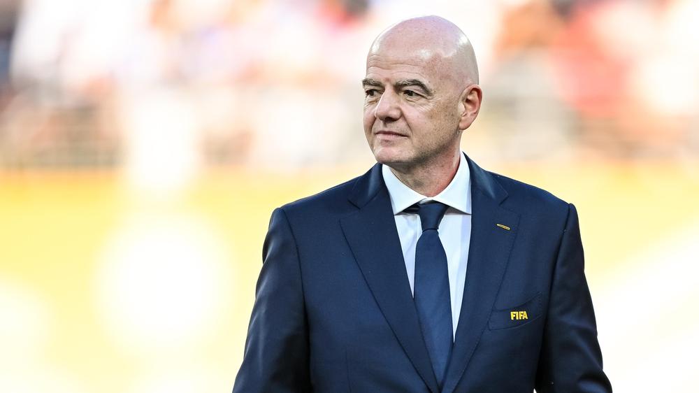 FIFA Investorendeal Forward Enterprise Gianni Infantino Joshua Kushner UEFA
