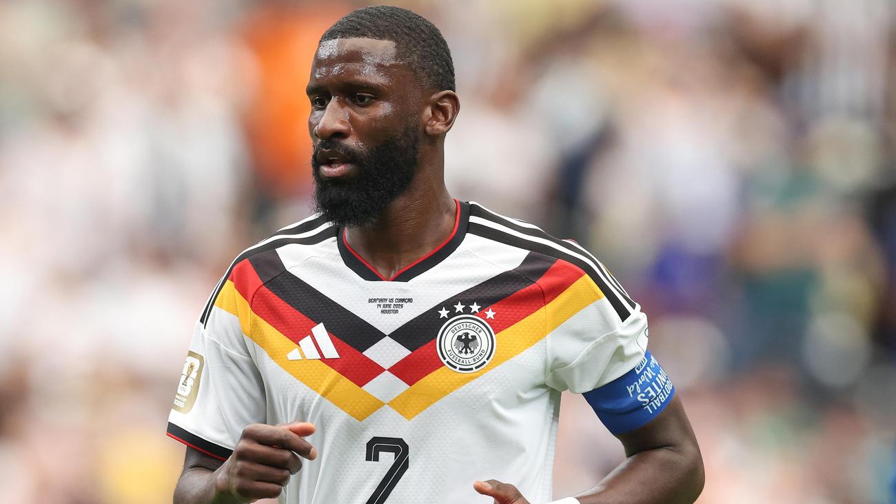 Fußball-Nationalmannschaft: Antonio Rüdiger tritt aus deutscher ...
