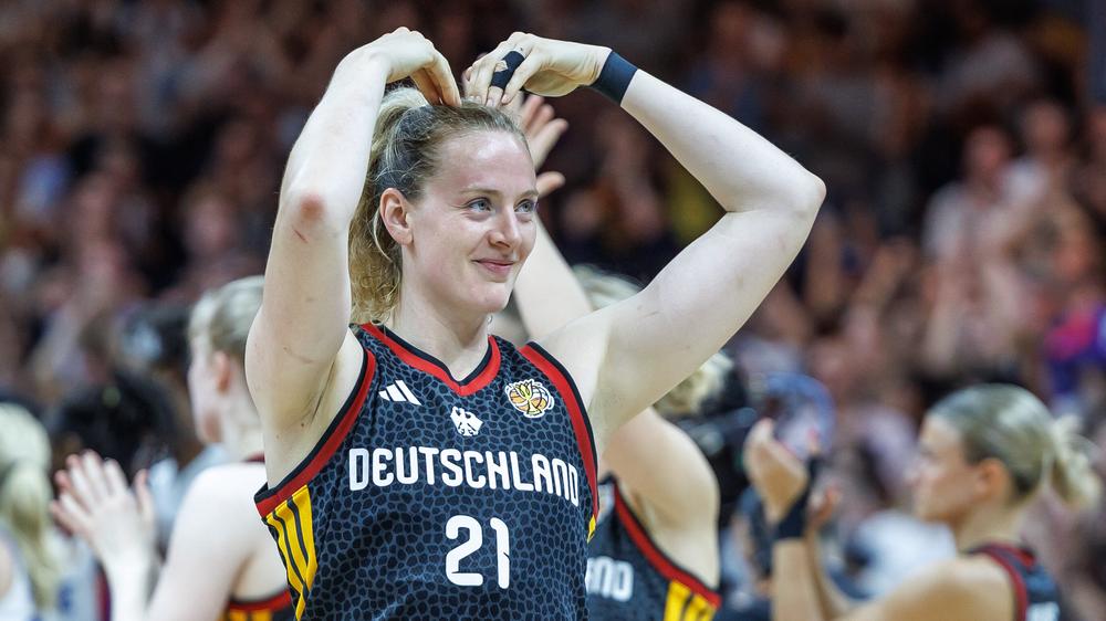 Basketball-WM der Frauen: Die deutsche Kapitänin Marie Gülich nach dem verlorenen WM-Halbfinale gegen Frankreich
