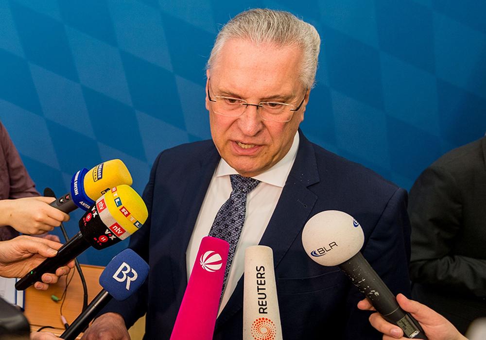 Störungsmelder: Die Zahlenspiele des Verfassungsschutzes | DIE ZEIT