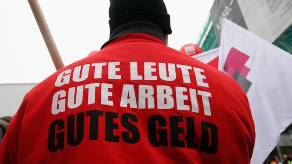 Neuer Tarifvertrag: Tarifstreit im öffentlichen Dienst beigelegt | ZEIT ...