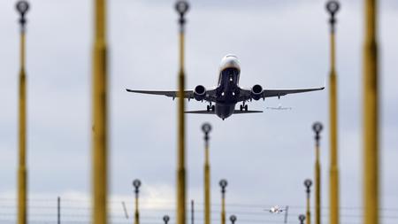 Flughafen Frankfurt Wird Frankfurt Zum Billigflughafen Zeit Online