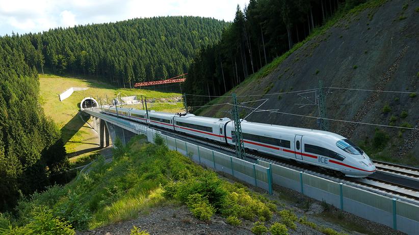 Deutsche Bahn: Zugverkehr profitiert von Air-Berlin-Pleite ...