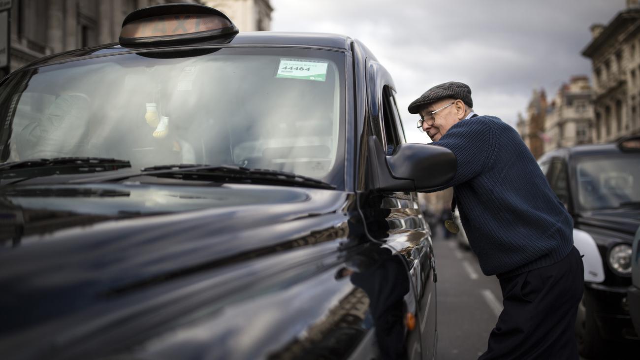 Arbeitsrecht: Uber-Fahrer haben Anspruch auf bezahlten ...
