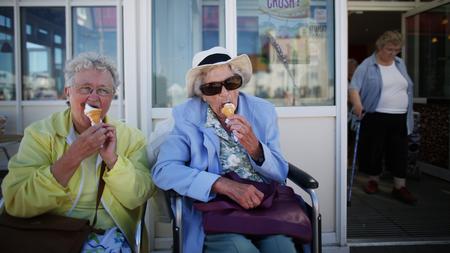 Altersvorsorge Immer Mehr Menschen Zahlen Zusatzlich In Rentenversicherung Ein Zeit Online