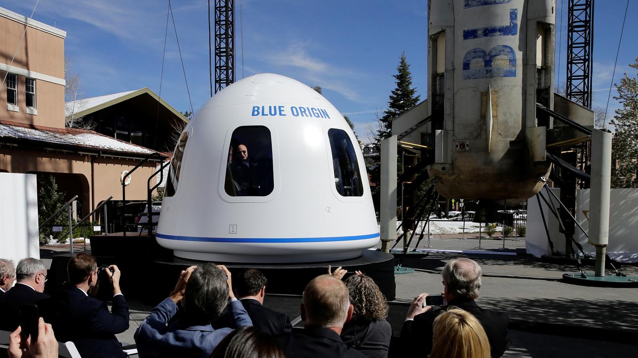 Blue Origin Jeff Bezos Plant Fur Juli Einen Flug Ins All Zeit Online