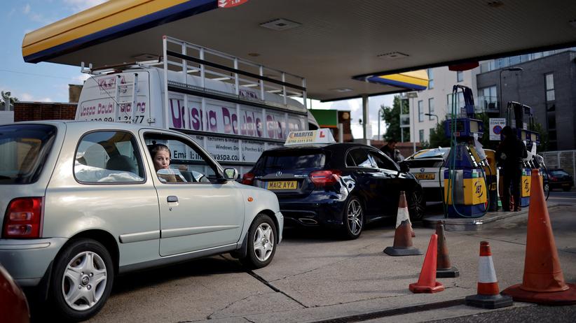Großbritannien: Tankstellenverband widerspricht Regierung zur Benzinkrise