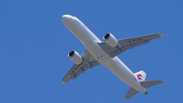 C919: China meldet Jungfernflug des ersten heimisch produzierten Flugzeugs