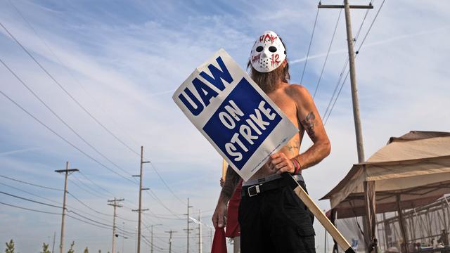 USA: Gewerkschaft weitet Streik bei General Motors und Stellantis aus