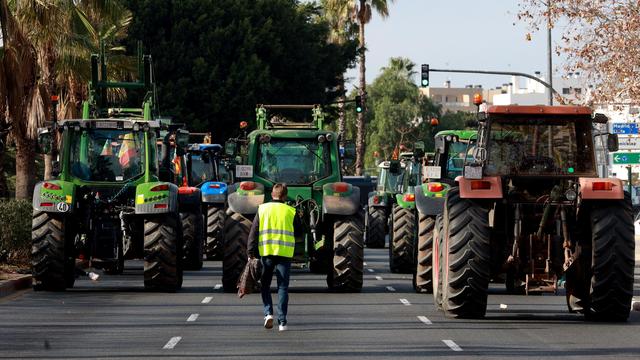 Protest der Landwirte: Spanische Landwirte starten Blockaden und Proteste