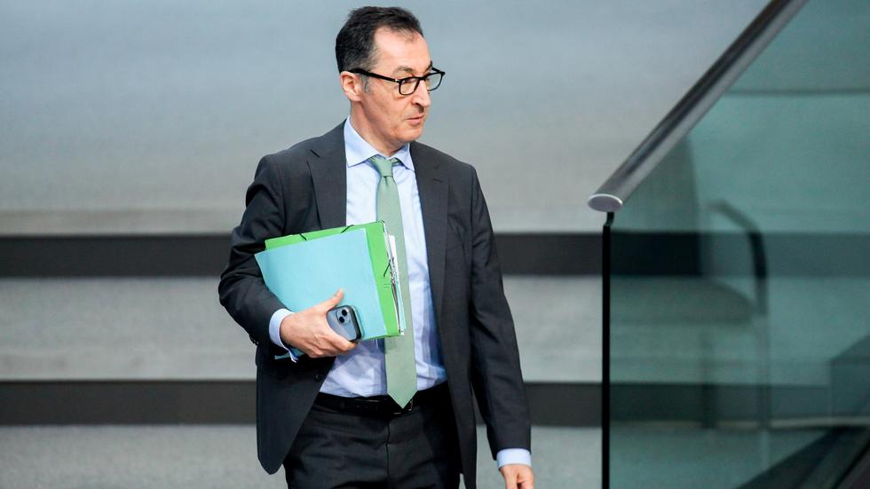 Stilllegung von Agrarflächen: Alles Grüne liegt brach | ZEIT ONLINE
