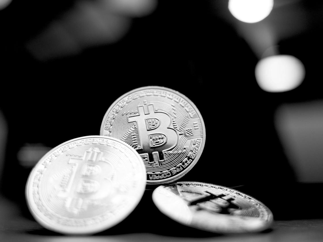 Wirtschaftspodcast: Haben Sie auch Bitcoin-Fomo? | DIE ZEIT