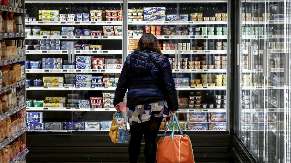 Schwundflation: Französische Einzelhändler in mittleren und großen Supermärkten müssen künftig geänderte Portionsgrößen und Mengen deutlich kennzeichnen.