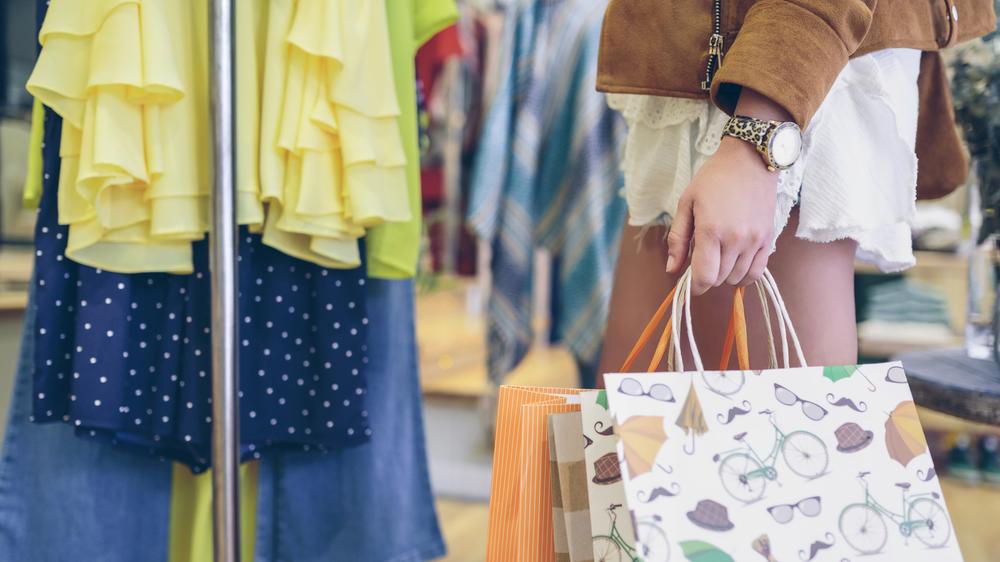 Top- und Geringverdiener: Durch die Anhebung des Mindestlohns erhöhte sich der Verdienst der untersten Einkommensgruppe um 12,4 Prozent.