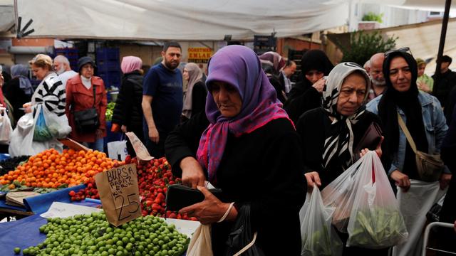 Türkei: Inflationsrate in der Türkei steigt im April auf fast 70 Prozent