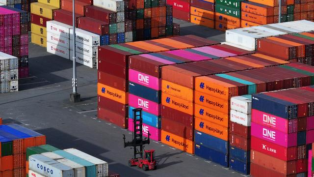 Außenhandel: Exportindustrie mit unerwartetem Einbruch im Mai