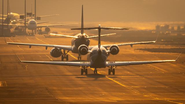 Flugverkehr: Nur halb so viele Fluggäste auf Inlandsflügen wie vor Corona